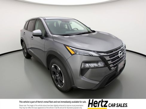 Used 2025 Nissan Rogue SV image 1