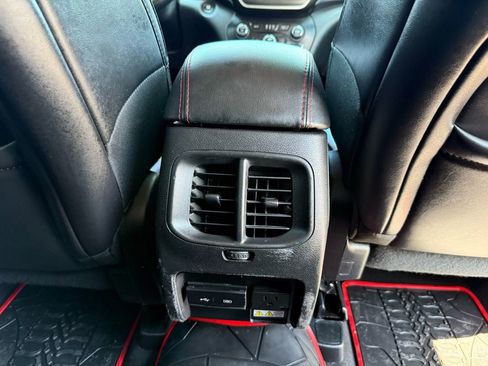 Used 2019 Jeep Cherokee Trailhawk w/ Trailer Tow Group image 25