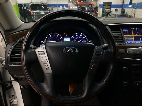 Used 2016 INFINITI QX80 4WD w/ Driver's Assistance Package image 20