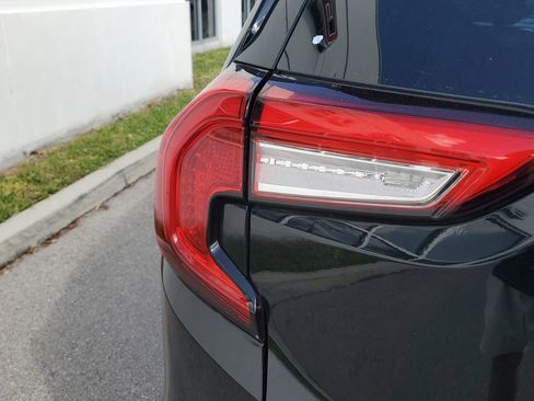 Certified 2022 GMC Terrain Denali image 28