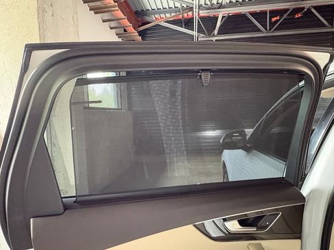 Used 2018 Audi Q7 3.0T Premium Plus AWD/4WD image 18