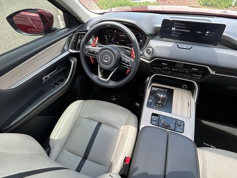 Used 2024 MAZDA CX-90 Plug-In Hybrid w/ Preferred AWD/4WD image 9
