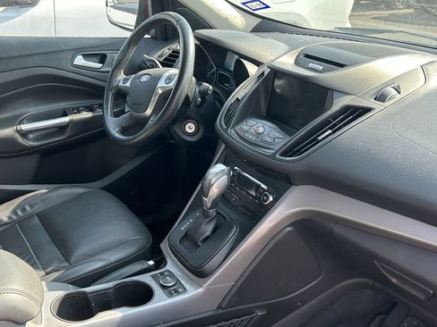 Used 2016 Ford Escape SE w/ SE Leather Comfort Package AWD/4WD image 8