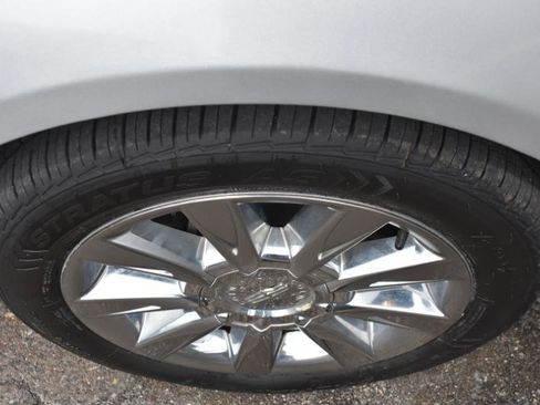 Used 2010 Lincoln MKZ FWD image 9
