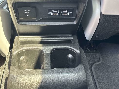 Used 2022 Jeep Grand Cherokee L Overland w/ Luxury Tech Group IV AWD/4WD image 11