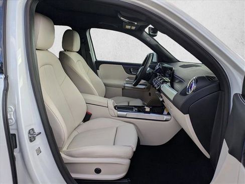 New 2026 Mercedes-Benz GLB 250 image 21