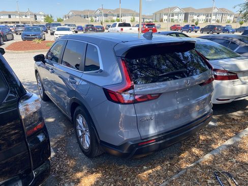 Used 2024 Honda CR-V EX-L image 10