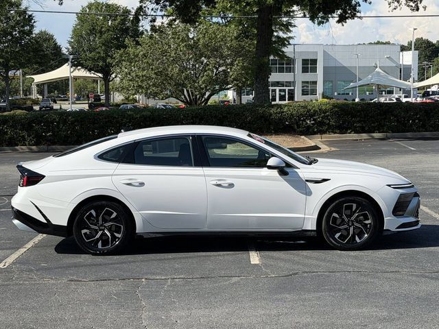 Used 2025 Hyundai Sonata SEL FWD image 10