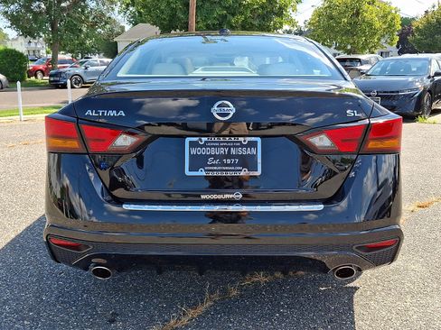 Certified 2022 Nissan Altima 2.5 SL FWD image 5