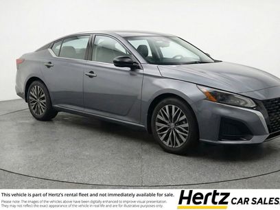 Used 2025 Nissan Altima 2.5 SV