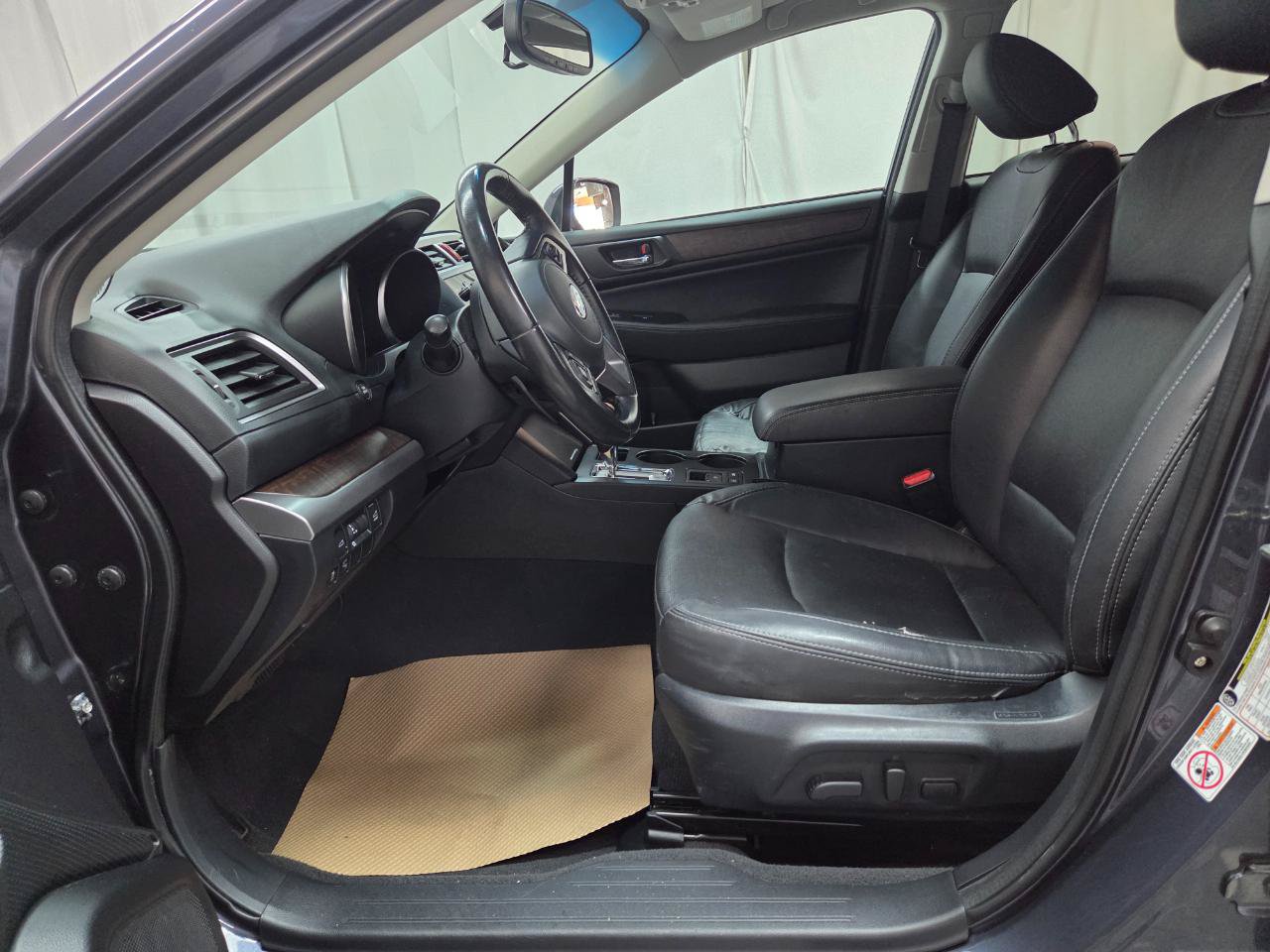 Used 2017 Subaru Outback 2.5i Limited AWD/4WD image 14