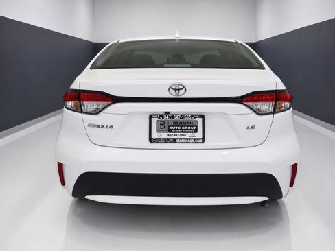 Used 2022 Toyota Corolla LE FWD image 9