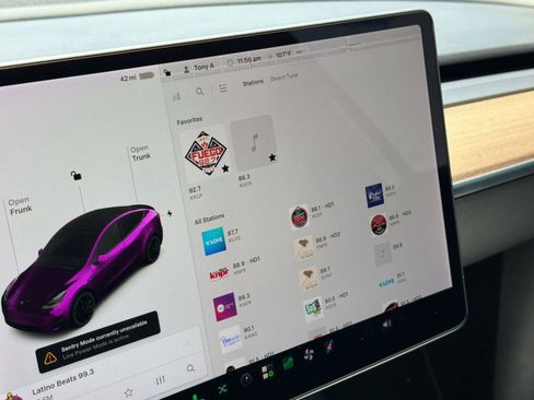 Used 2021 Tesla Model Y Long Range AWD/4WD image 20