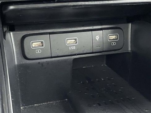 Certified 2023 Kia Sorento EX w/ Panoramic Sunroof Package image 41