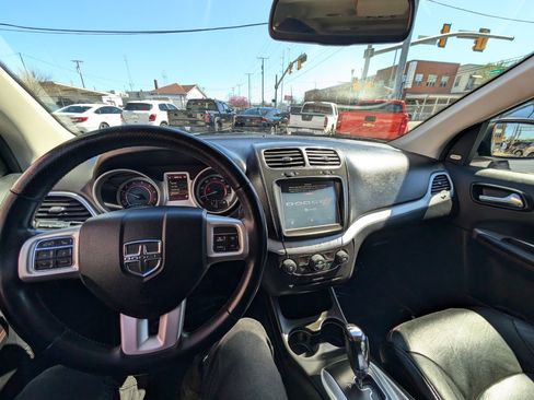 Used 2019 Dodge Journey GT image 22