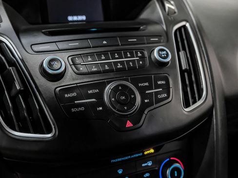 Used 2017 Ford Focus ST FWD image 26
