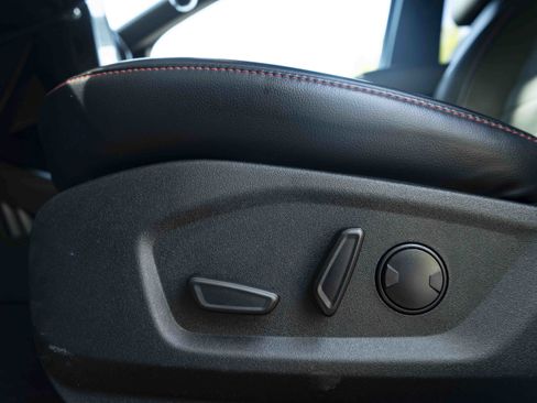 Used 2024 Ford Edge ST-Line AWD/4WD image 39