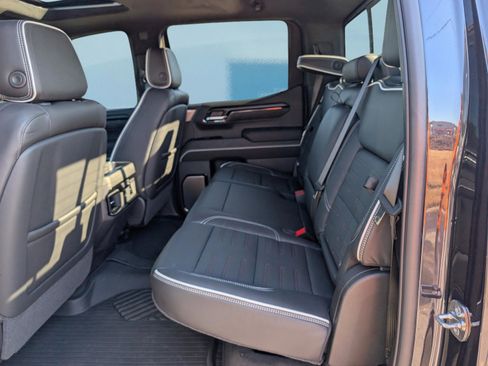 Certified 2026 GMC Sierra 1500 AT4X w/ AT4X AEV Edition image 15