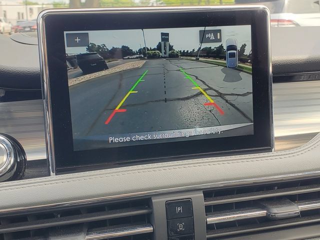 Used 2022 Lincoln Corsair AWD w/ Premium Package image 19
