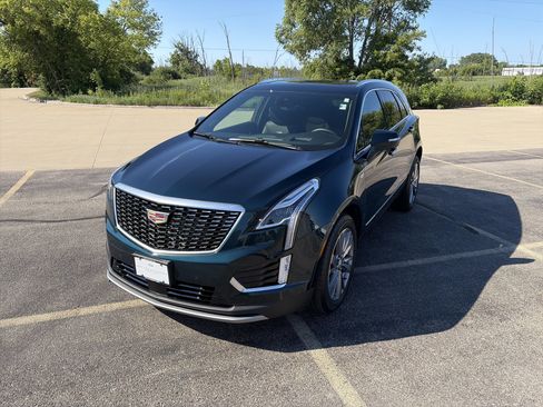 Used 2025 Cadillac XT5 Premium Luxury w/ Technology Package AWD/4WD image 1