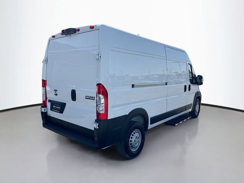 Used 2025 RAM ProMaster 2500 w/ Convenience Group image 7
