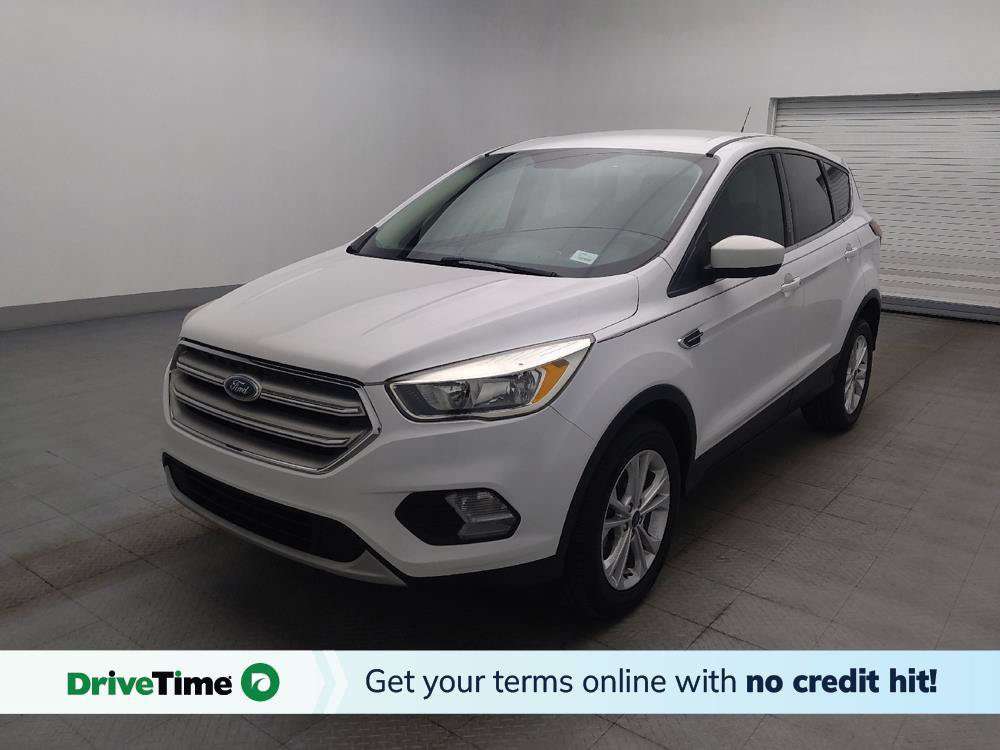 Used 2019 Ford Escape SE FWD image 1