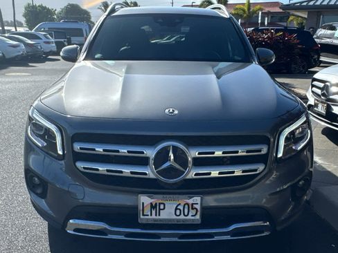 Used 2022 Mercedes-Benz GLB 250 4MATIC image 2