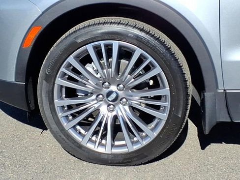 Used 2025 Cadillac XT4 Premium Luxury w/ Technology Package image 9