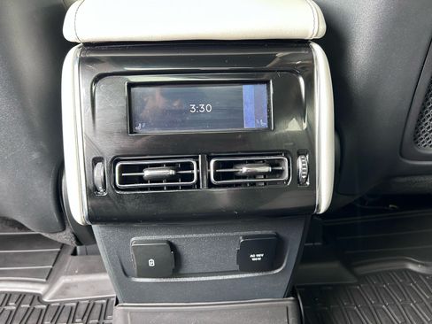 Used 2025 Lincoln Aviator AWD w/ Equipment Group 101A image 22