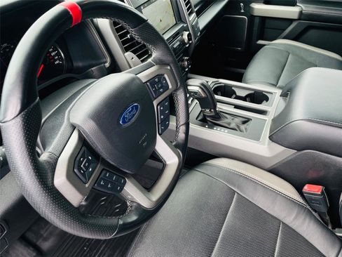 Used 2018 Ford F150 Raptor w/ Equipment Group 802A Luxury AWD/4WD image 8