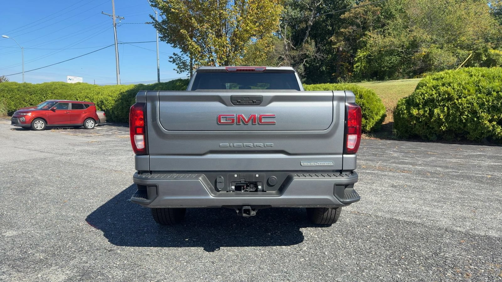 Used 2022 GMC Sierra 1500 Elevation AWD/4WD image 5