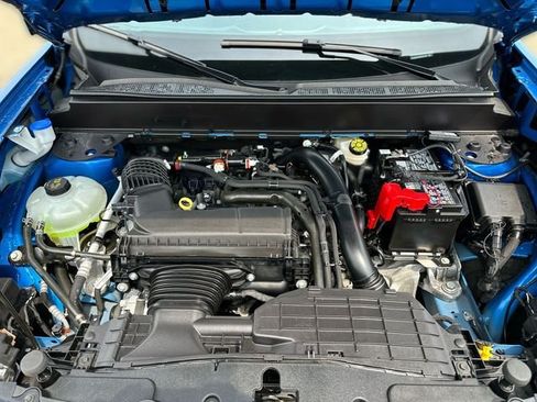 Used 2025 Ford Maverick Lobo AWD/4WD image 21