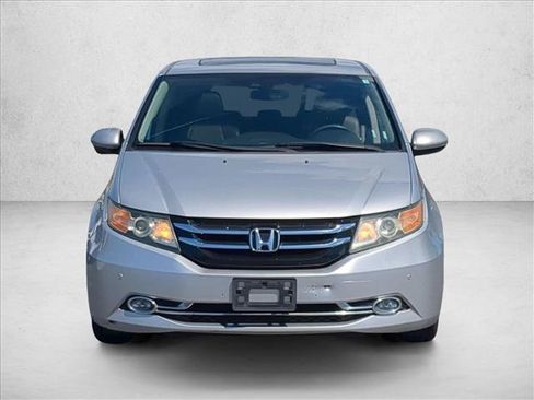 Used 2014 Honda Odyssey Touring image 2