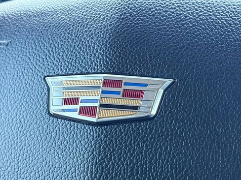 Certified 2020 Cadillac Escalade Luxury AWD/4WD image 15