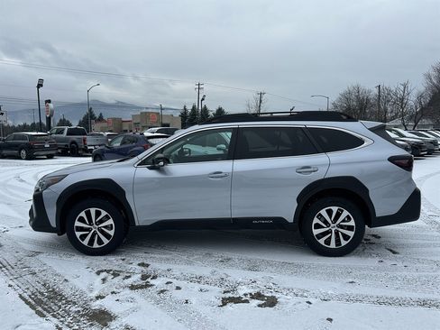 Used 2025 Subaru Outback Premium w/ Popular Package #1A image 33