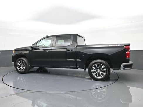 Used 2023 Chevrolet Silverado 1500 LT AWD/4WD image 5