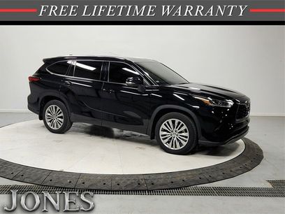 Used 2023 Toyota Highlander Platinum