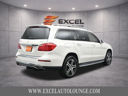 Used 2016 Mercedes-Benz GL 450 4MATIC w/ Premium I Package image 9
