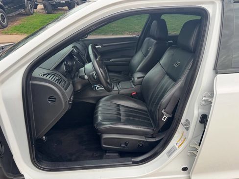 Used 2015 Chrysler 300 S image 11