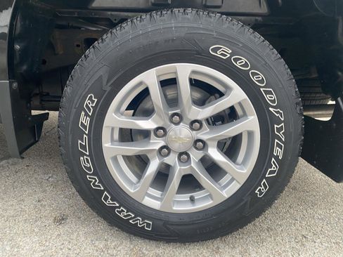 Used 2020 Chevrolet Silverado 1500 LT w/ All-Star Edition image 9