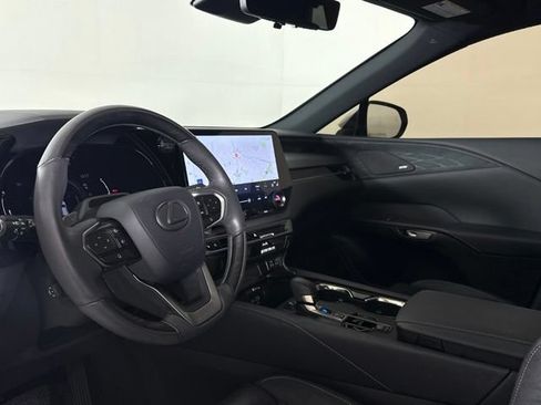 Certified 2024 Lexus RX 350 FWD w/ Convenience Package image 4