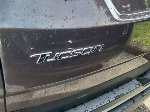 Used 2023 Hyundai Tucson SE image 5