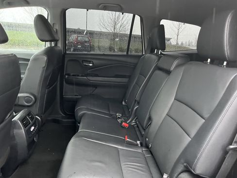 Used 2022 Honda Pilot Special Edition image 16