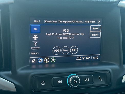 Used 2024 GMC Terrain SLE w/ Elevation Edition image 25