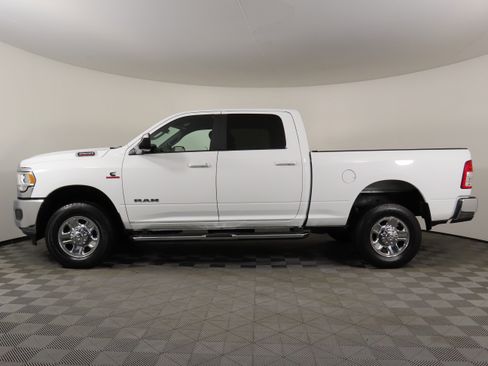 Used 2022 RAM 2500 Big Horn image 39