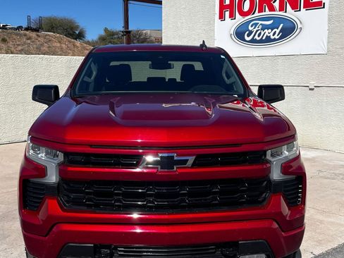 Used 2022 Chevrolet Silverado 1500 RST w/ Z71 Off-Road Package image 2