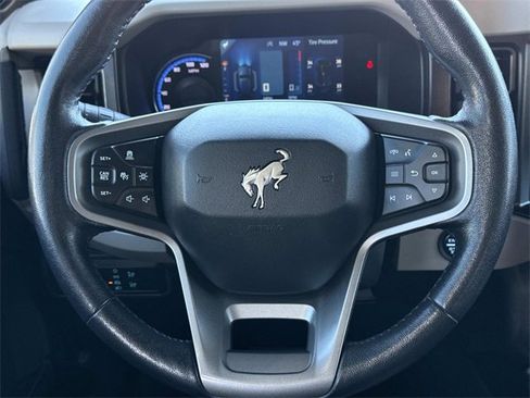 Used 2021 Ford Bronco Wildtrak image 12