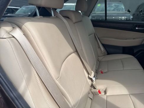 Used 2019 Subaru Outback 2.5i Limited AWD/4WD image 13
