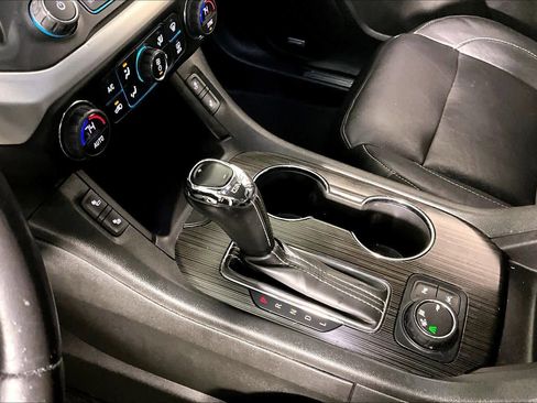 Used 2017 GMC Acadia SLT image 10