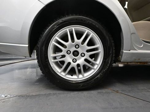 Used 2011 Ford Focus SE w/ 201A Rapid Spec Order Code image 14